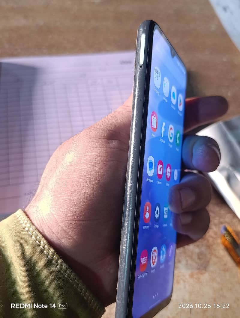 Samsung Mobile A26 4