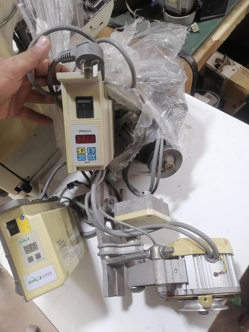 HIGH-PERFORMANCE SERVO MOTORS 0