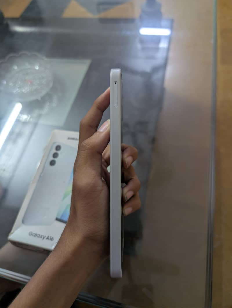 Samsung Mobile A16 1