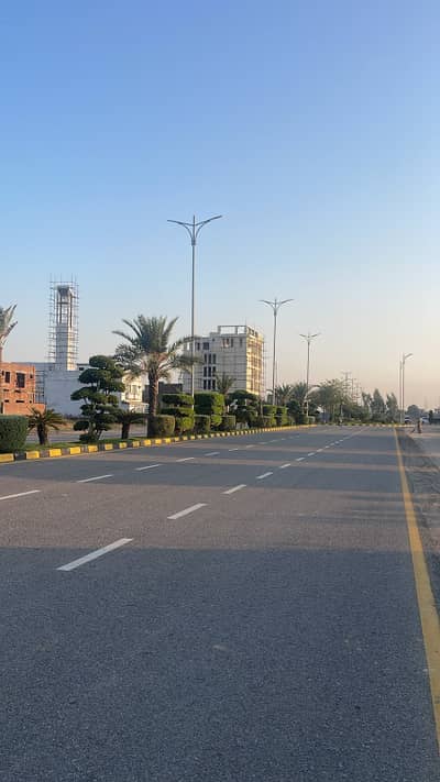 8 Marla Plot for Sale in Sialkot Motorway City