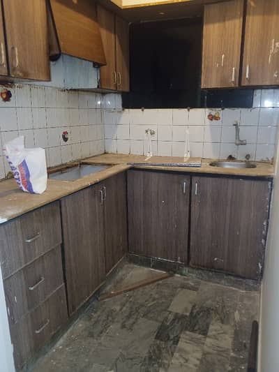 three bed dd apartment for rent in johar