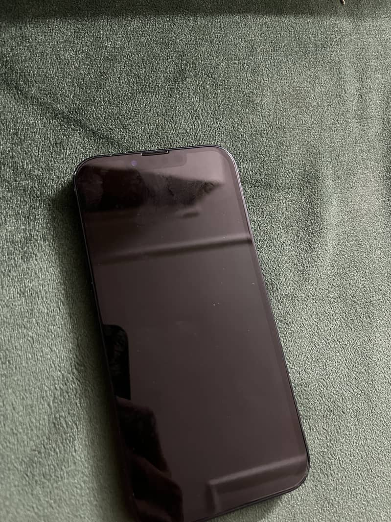 Apple iPhone 13 3