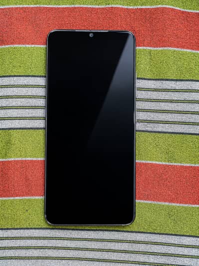 Infinix 4-64 . ,brand new condition,no open,no repair, with box+charger