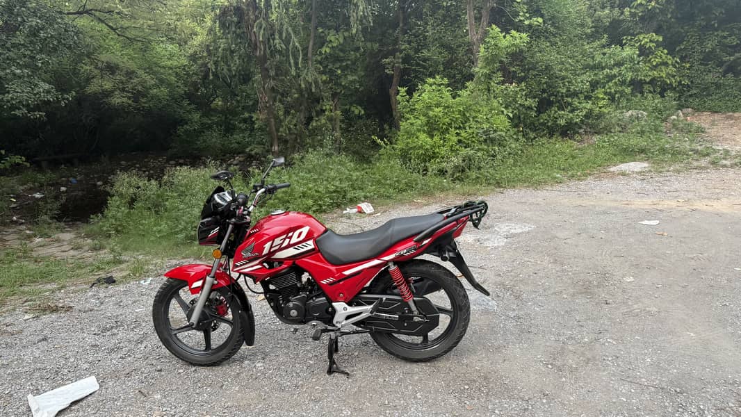 Hind cb 150f 4