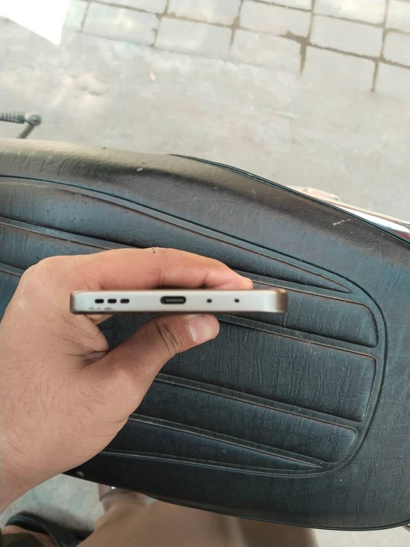 OPPO A5 Pro 1