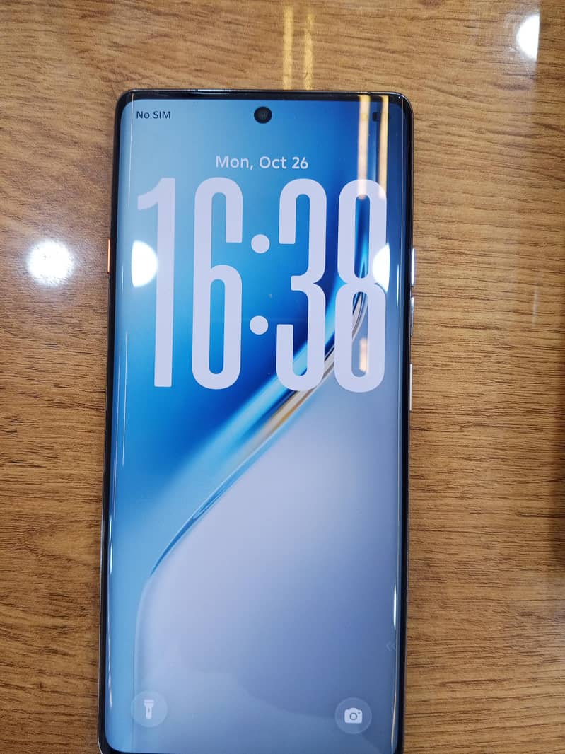 Tecno common 40 pro 8/256 2