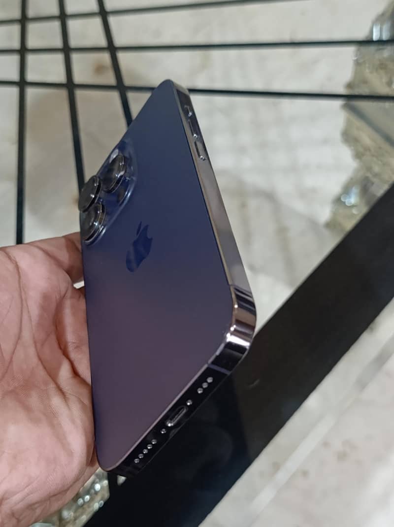 Apple iPhone 14 Pro 4