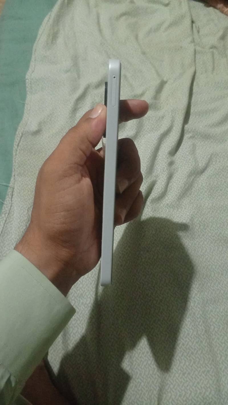 Samsung Mobile A26 7