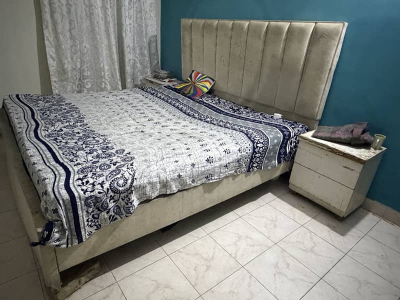 Bed side Tables dressing 2