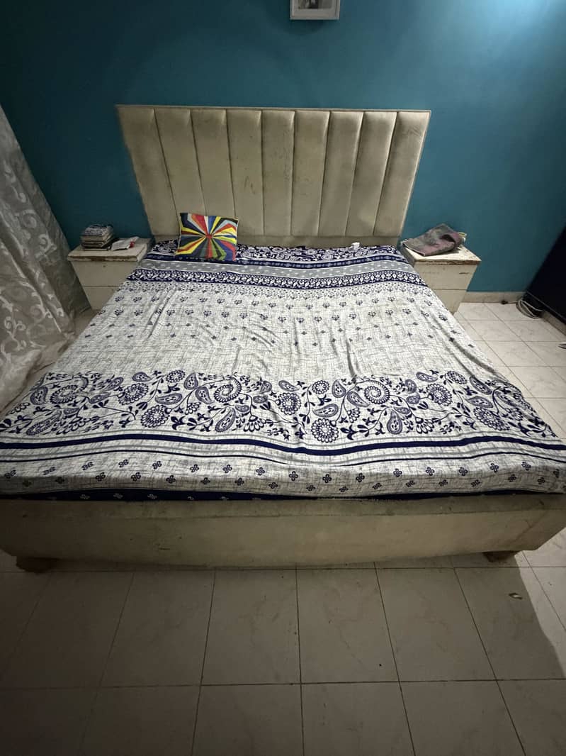 Bed side Tables dressing 3
