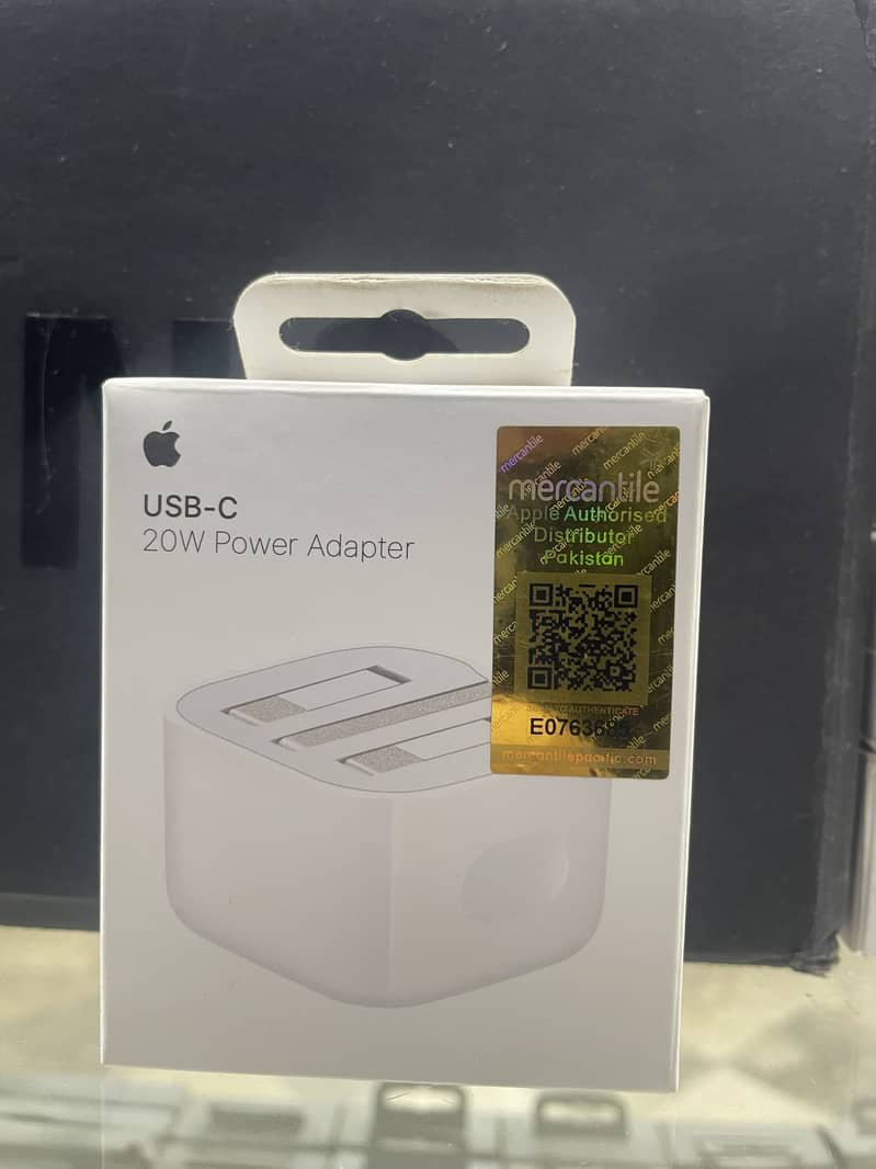 iPhone adapter 20w 3Pin 0