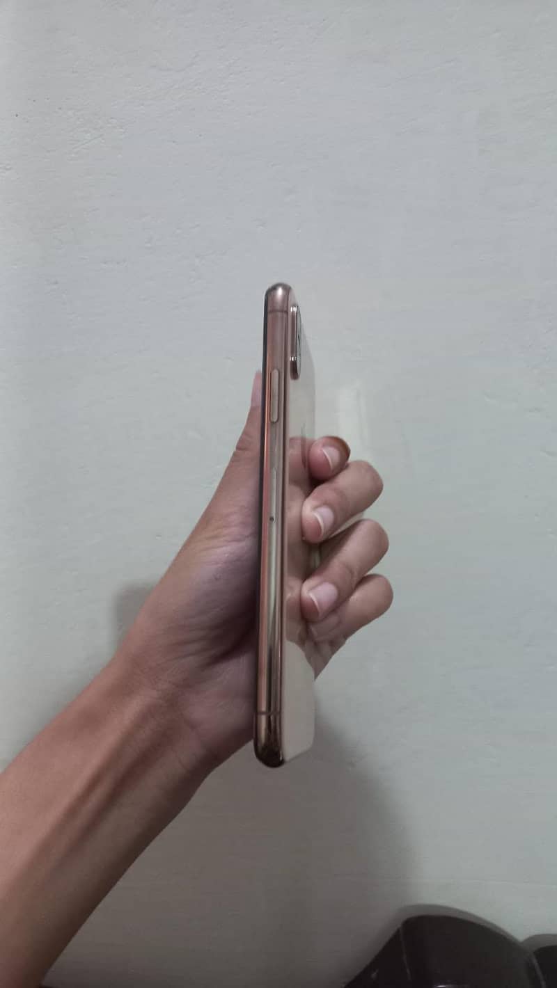 Apple iPhone XS 2