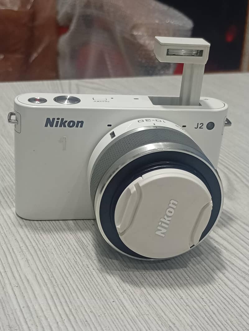 Nikon j2 1