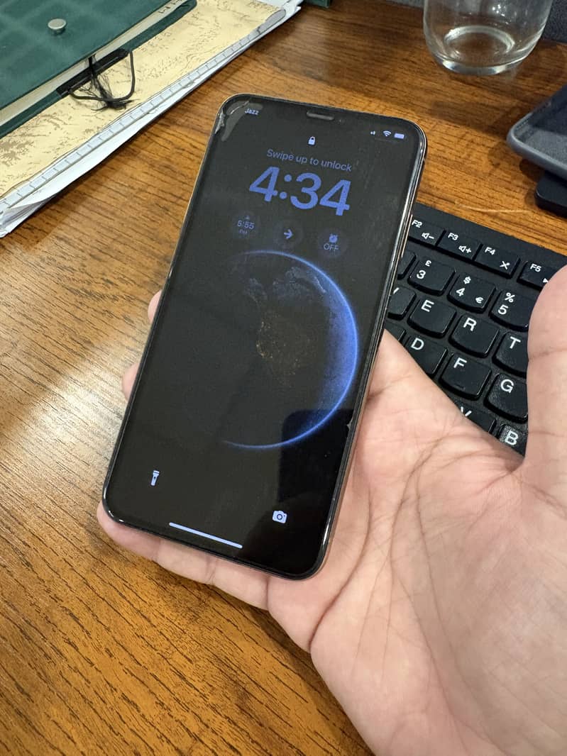 Apple iPhone X 1