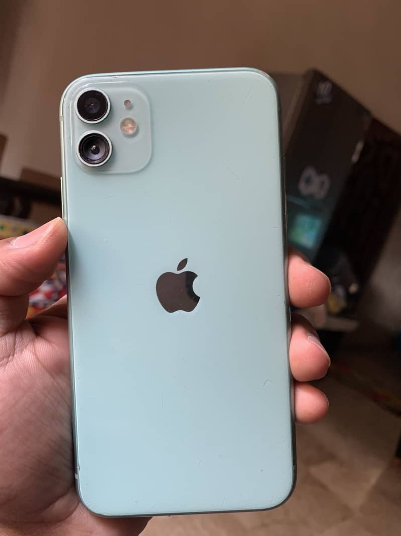 Apple iPhone 11 0