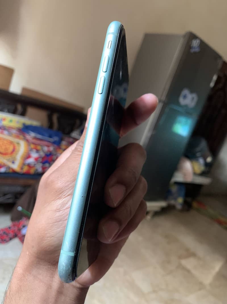 Apple iPhone 11 1