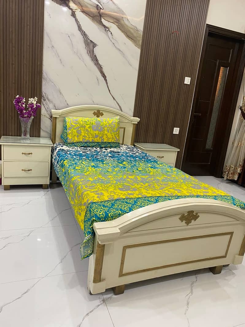 Wooden bed 0