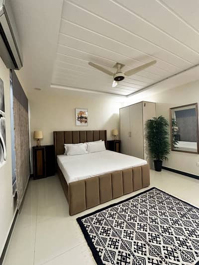 1 bed luxury apartment available for airbnb and monthly basis