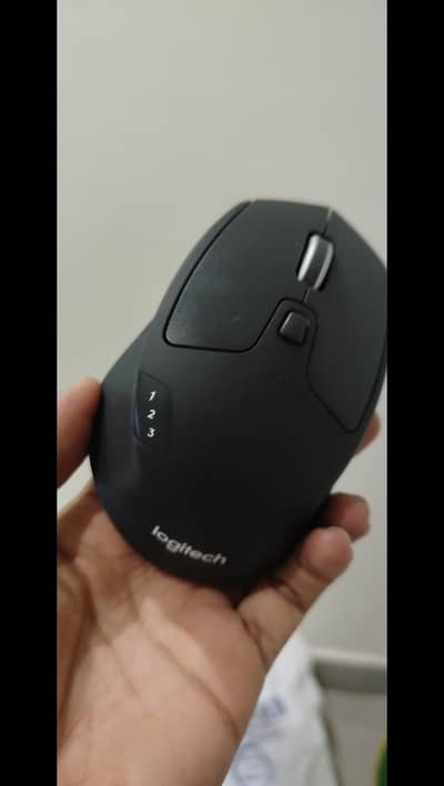 Logitech Mouse M720 with Dongle