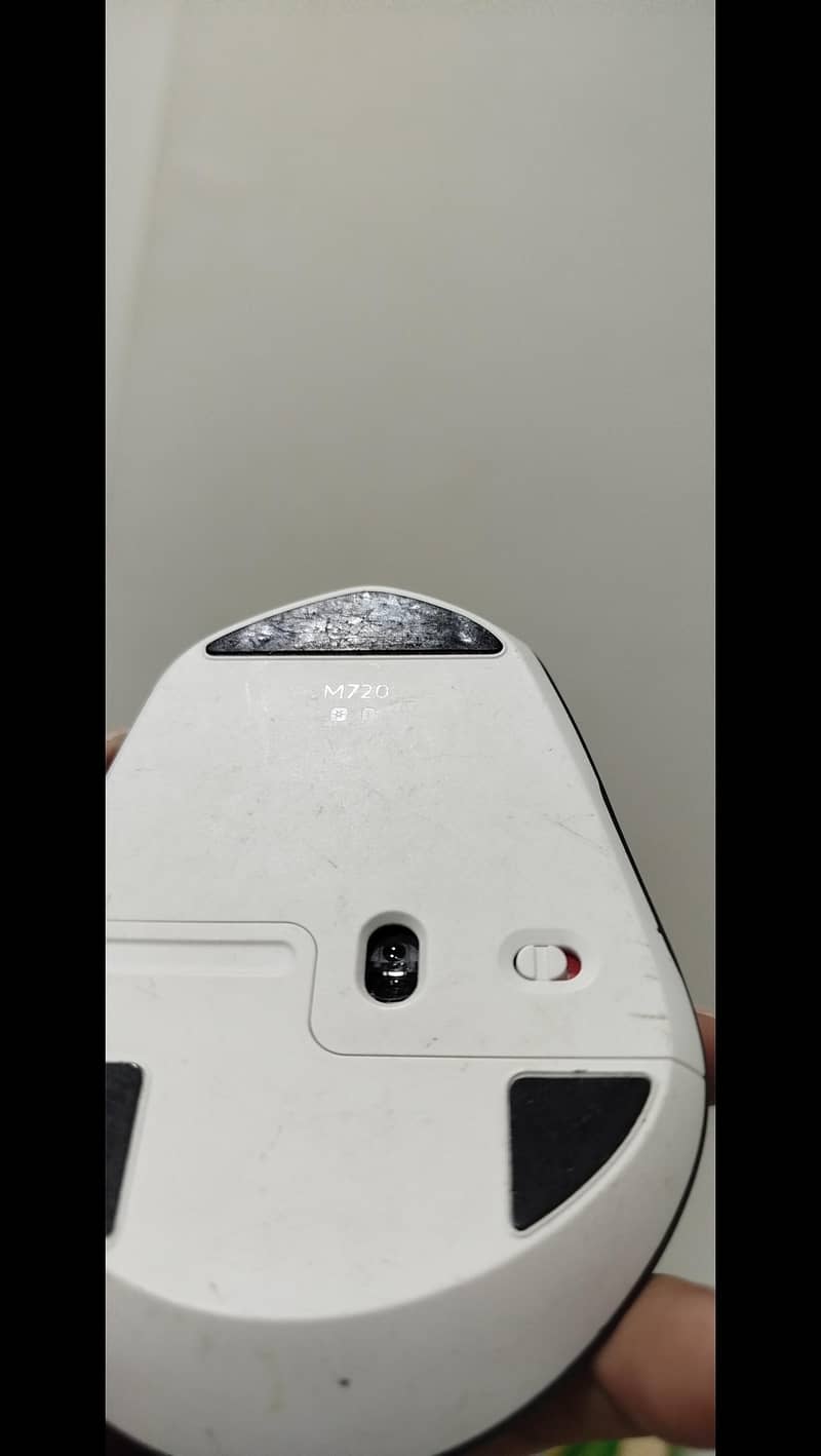 Logitech Mouse M720 with Dongle 1