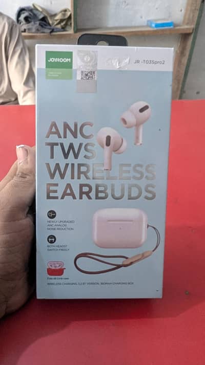 sound quality is very good for gaming also good