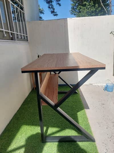 Computer and Study Table
