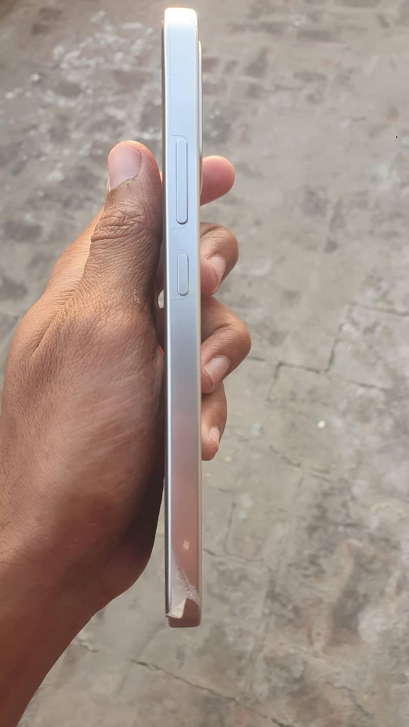 OPPO A6s Pro 2