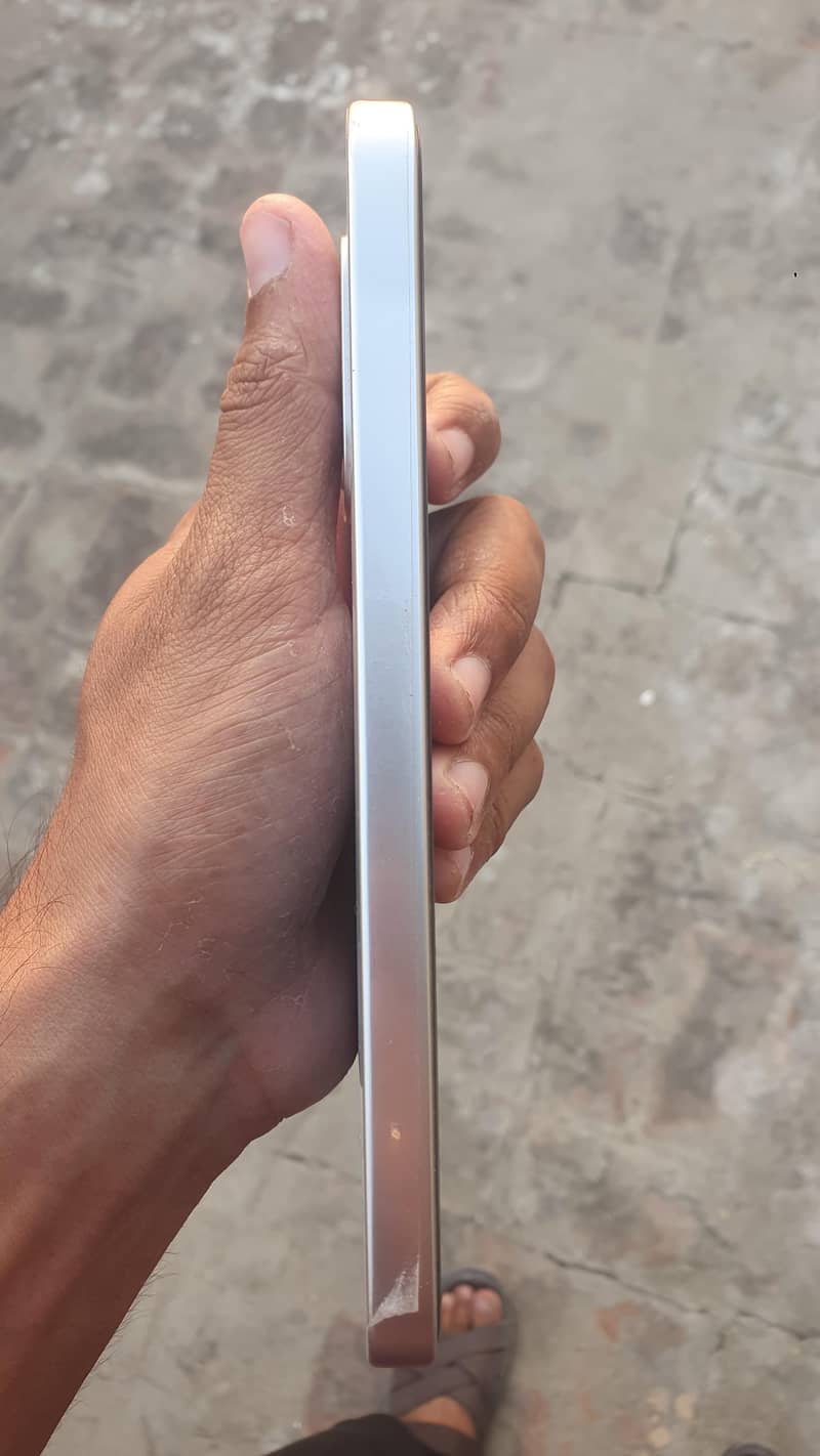 OPPO A6s Pro 3