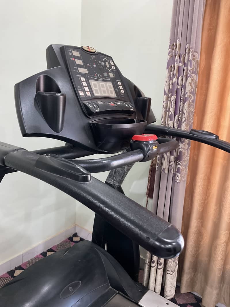 Treadmil (professional) 4