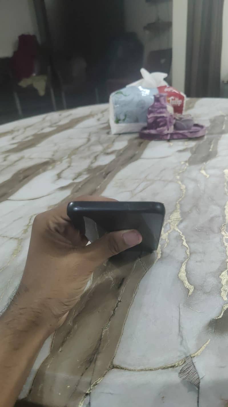Samsung Mobile A05s 4