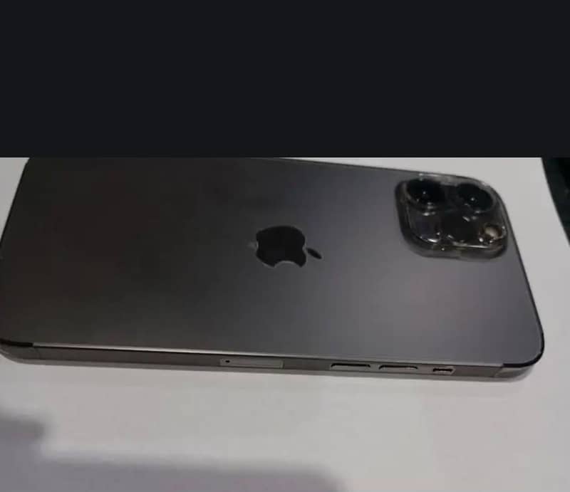 Apple iPhone 12 2