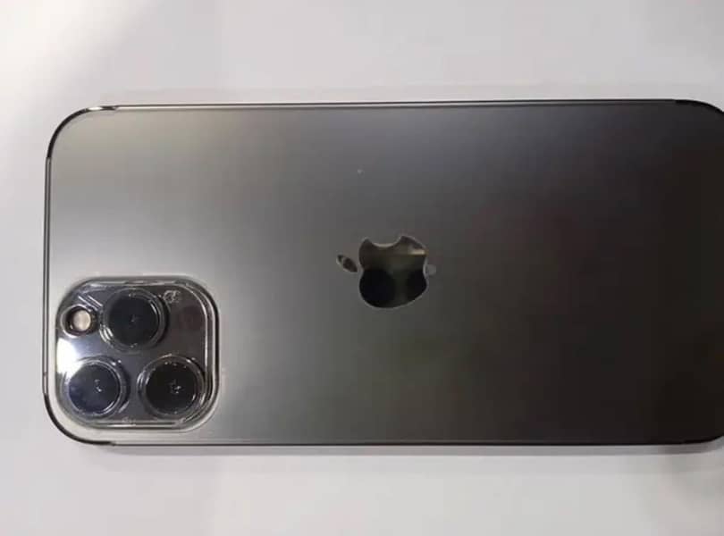 Apple iPhone 12 5
