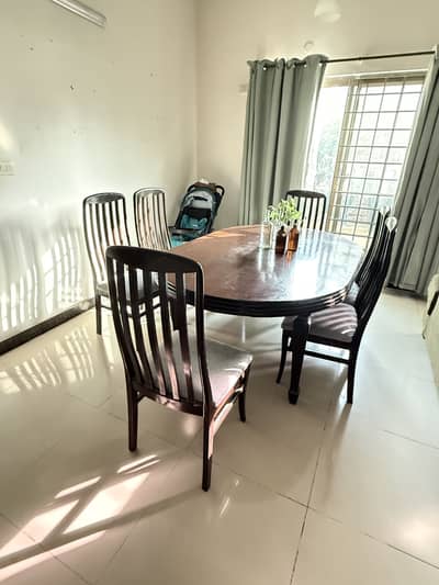Dinning table