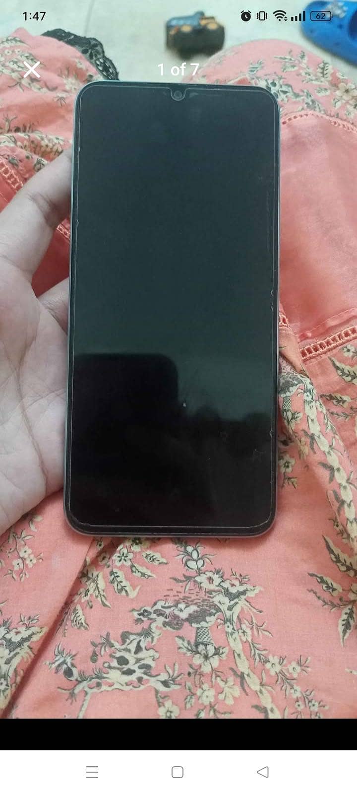 Realme C33 0