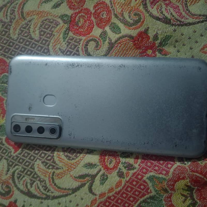 Tecno Camon 17 1