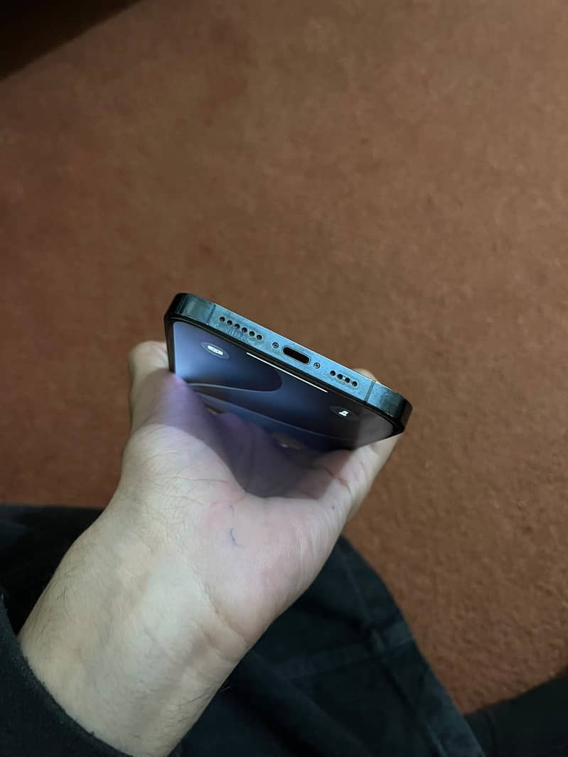 Apple iPhone 12 Pro Max 4