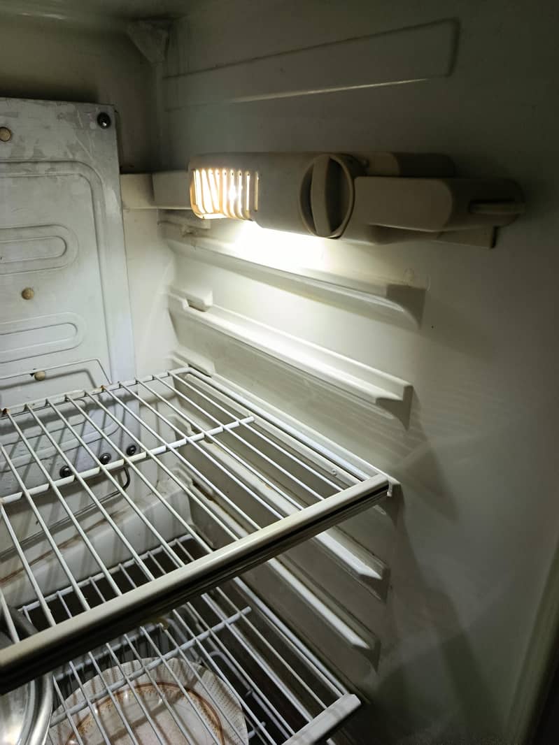 Dawlance fridge 1