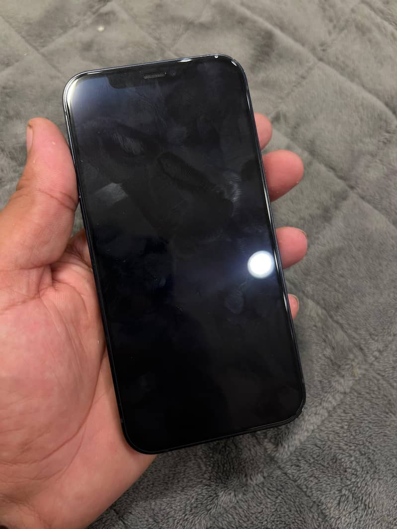 iPhone 12 2