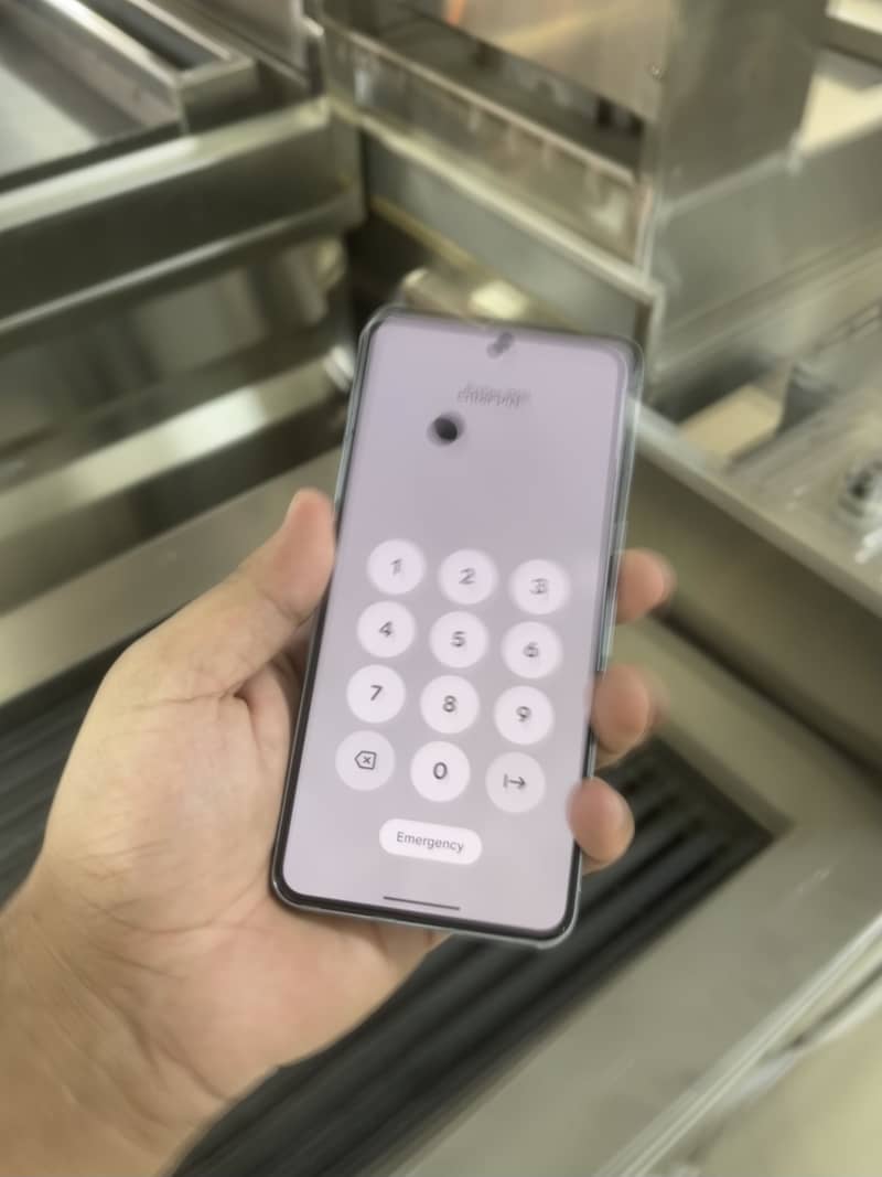 Google Pixel 8 Pro 0