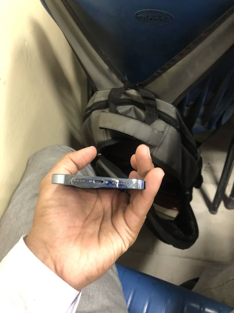 Apple iPhone 13 Pro Max 3