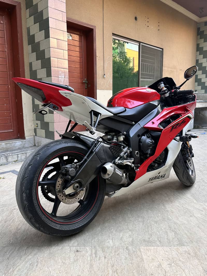 Yamaha R6 4