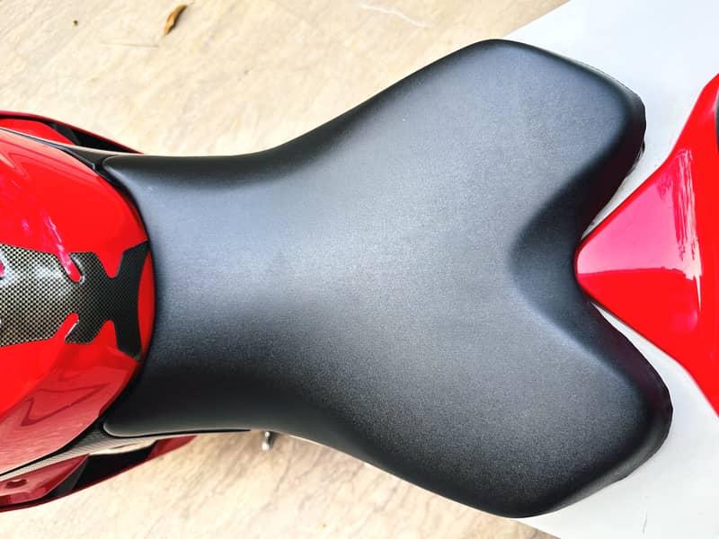Yamaha R6 6