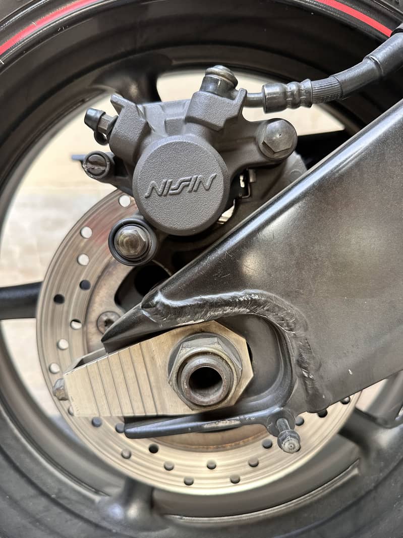 Yamaha R6 12