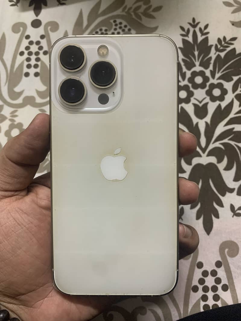 Apple iPhone 13 Pro 9