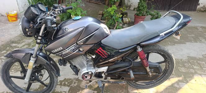Yamaha ybr 2015 model Good Condition