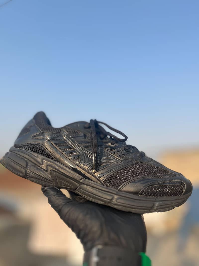 Well condition shoes 10