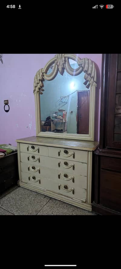 Dressing Table with Mirror