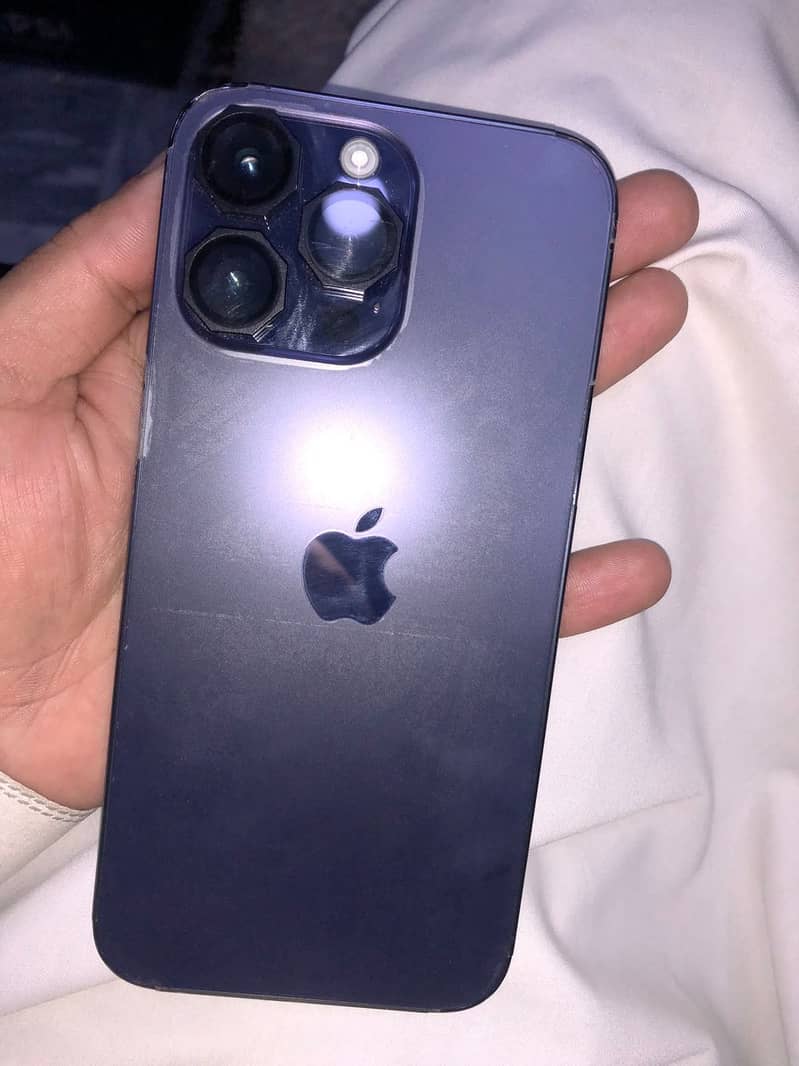 Apple iPhone 14 Pro Max 3