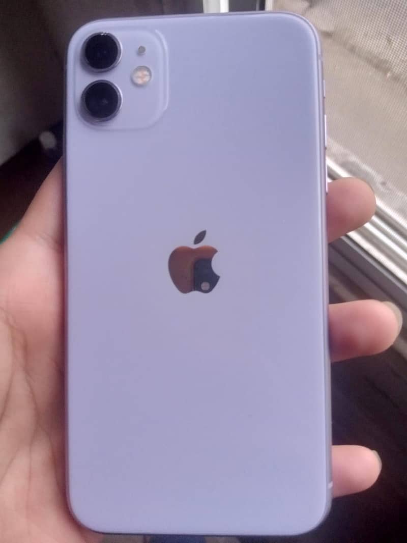 Apple iPhone 11 3