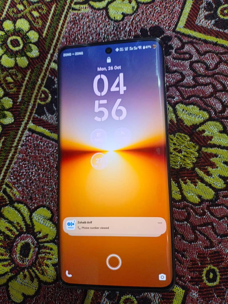 Vivo V40e 1